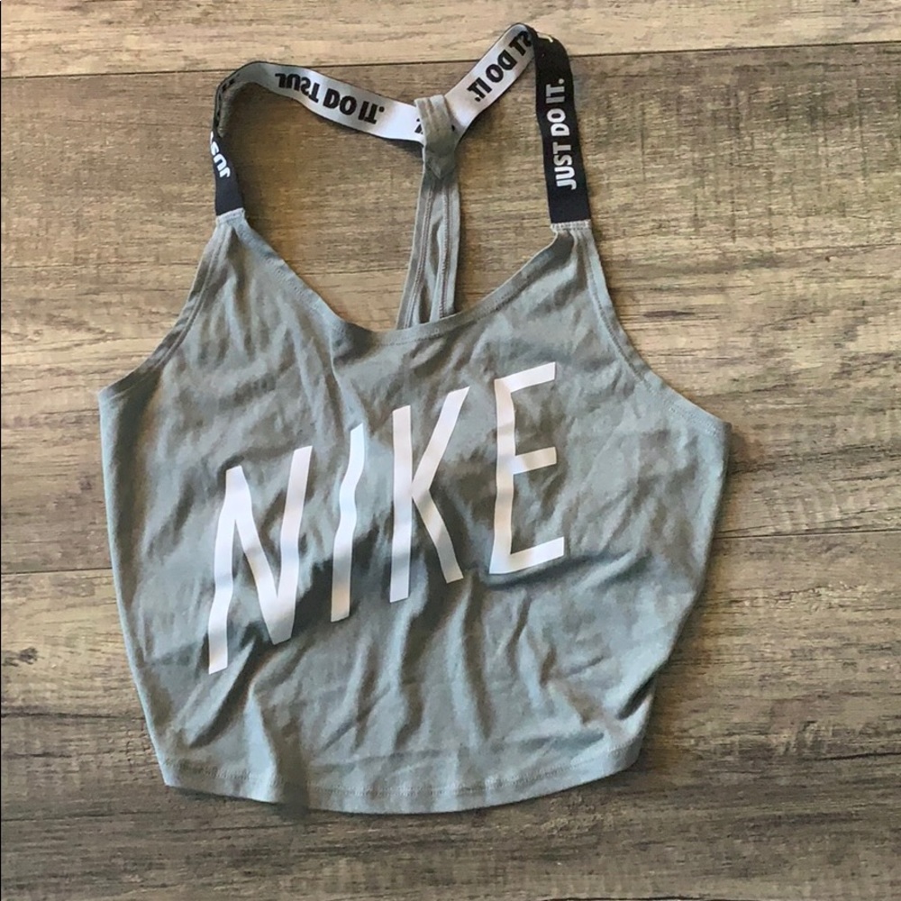 Nike crop tank